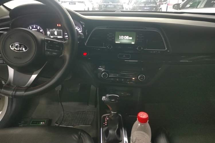Used Kia K4 2015 1.8L Automatic DLX Special Audio And AC Panel