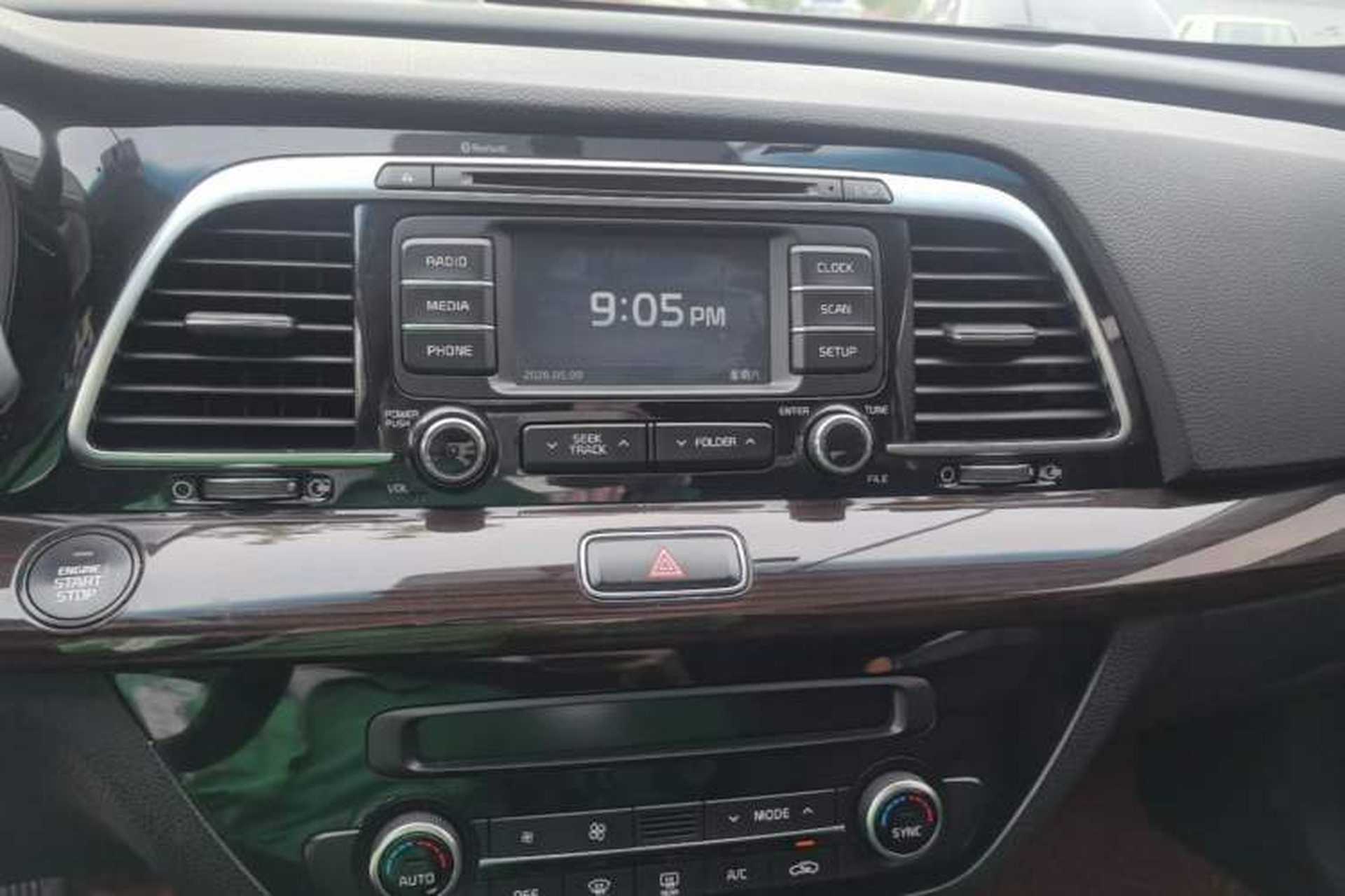 Used Kia K4 2015 1.8L Automatic GLS Special Audio And AC Panel