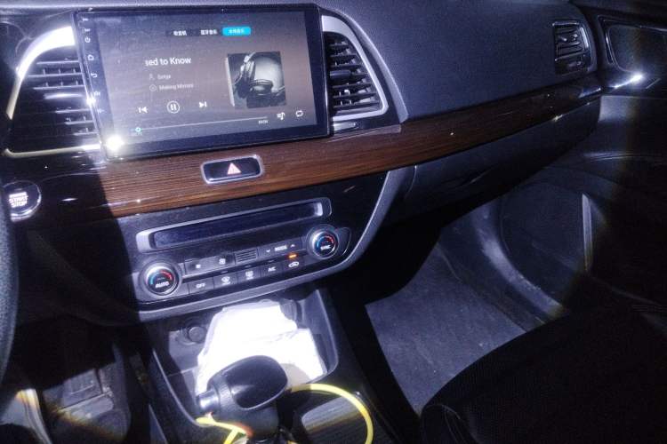 Used Kia K4 2015 1.8L Automatic GLS Special Audio And AC Panel