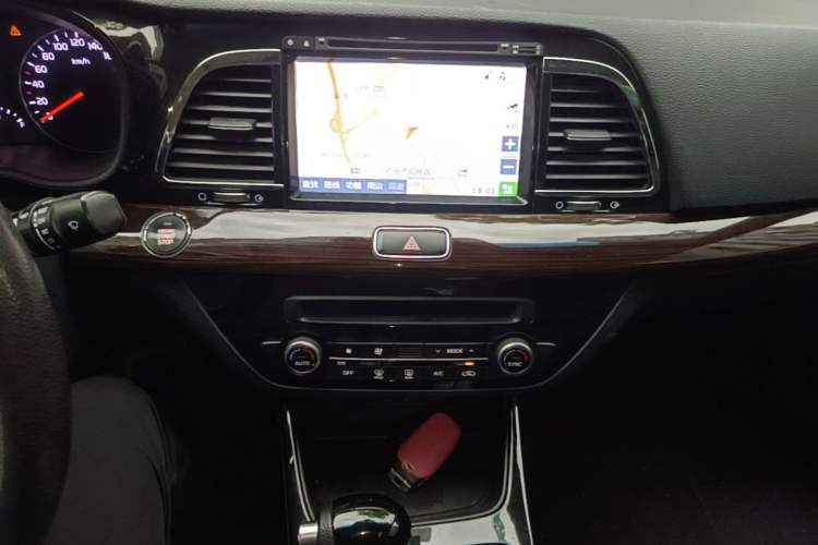 Used Kia K4 2015 1.8L Automatic GLS Special Audio And AC Panel