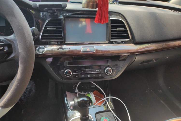 Used Kia K4 2015 1.8L Automatic GLS Special Audio And AC Panel