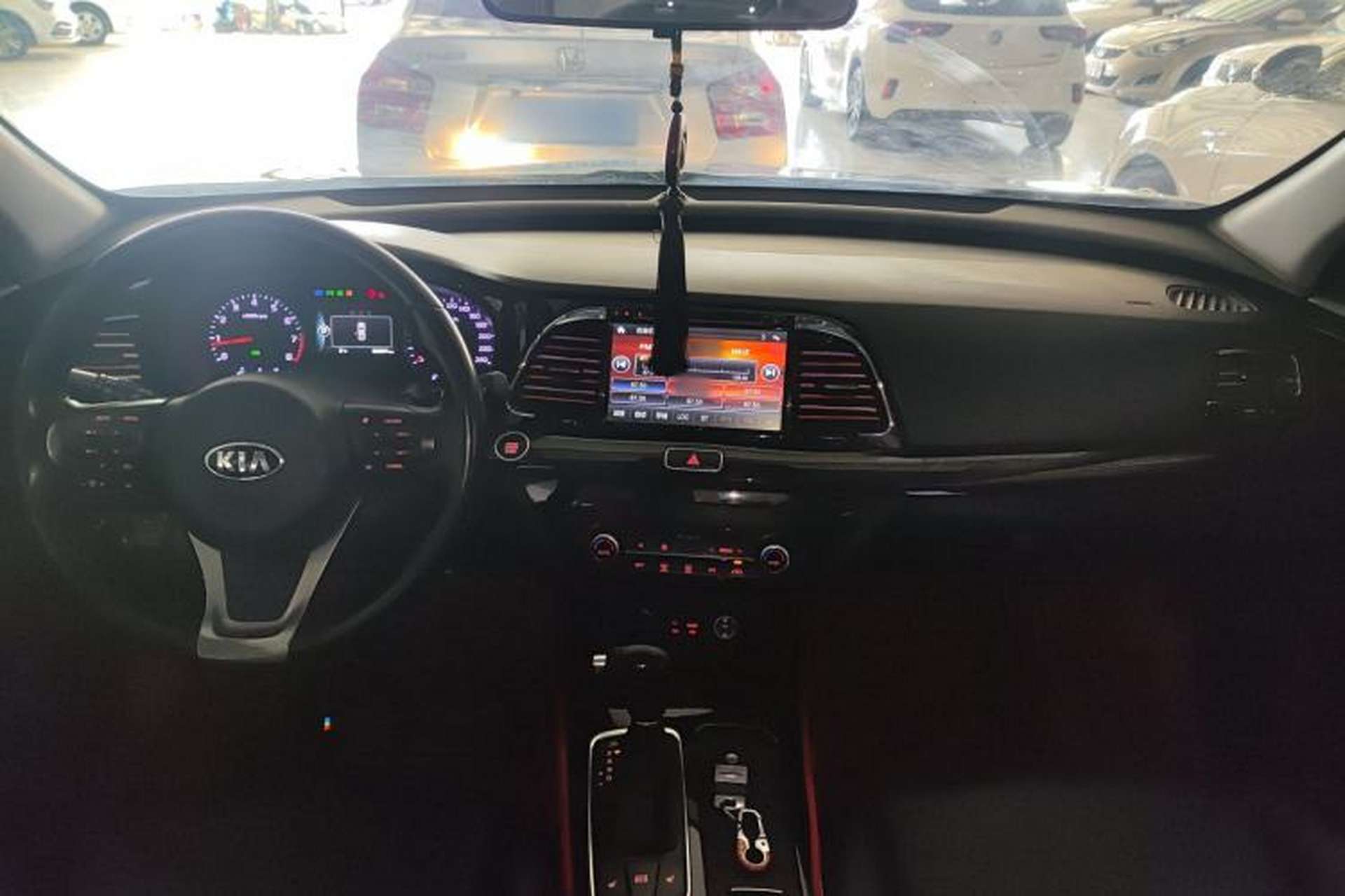 Used Kia K4 2015 1.8L Automatic DLX Special Center Console