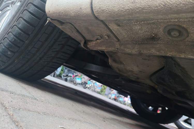 Used Kia K4 2015 1.8L Automatic GLS Special Chassis Front Left