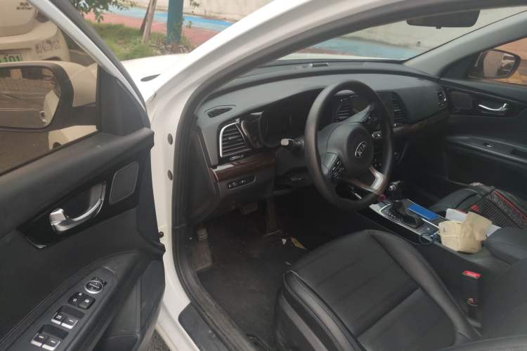 Used Kia K4 2015 1.8L Automatic GLS Special Driver Seat