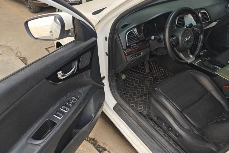 Used Kia K4 2015 1.8L Automatic DLX Special Driver Seat