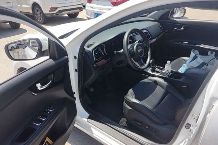 Used Kia K4 2015 1.8L Automatic GLS Special Driver Seat
