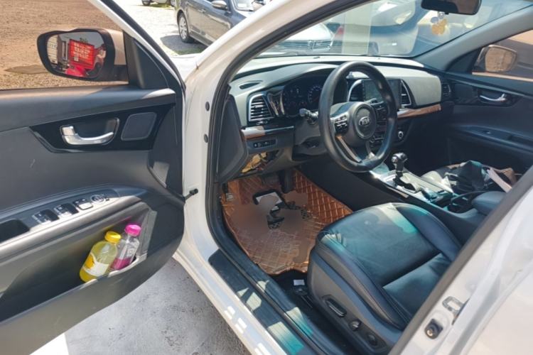 Used Kia K4 2015 1.8L Automatic GLS Special Driver Seat