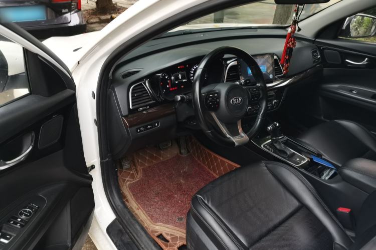 Used Kia K4 2015 1.8L Automatic DLX Special Driver Seat