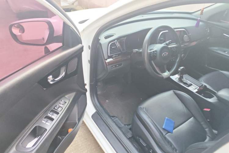 Used Kia K4 2015 1.8L Automatic GLS Special Driver Seat
