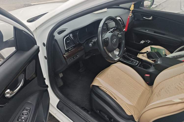 Used Kia K4 2015 1.8L Automatic DLX Special Driver Seat
