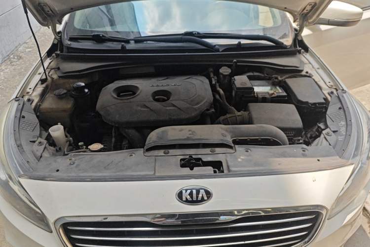 Used Kia K4 2015 1.8L Automatic DLX Special Engine Bay
