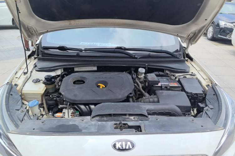Used Kia K4 2015 1.8L Automatic DLX Special Engine Bay