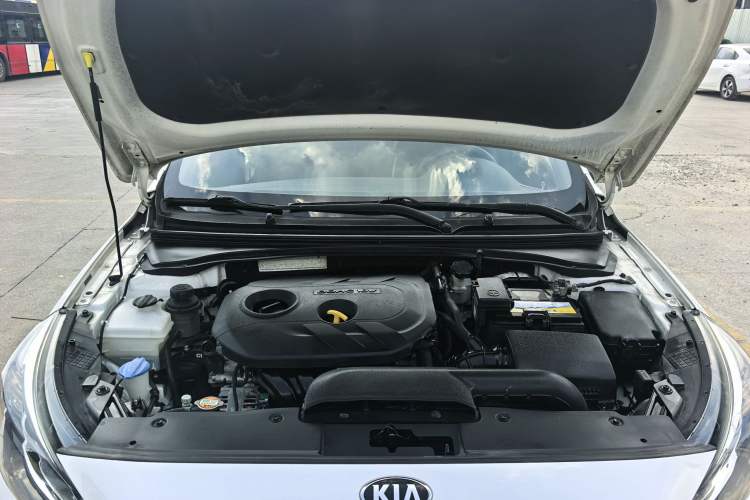 Used Kia K4 2015 1.8L Automatic GLS Special Engine Bay