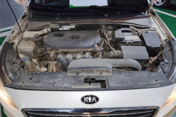 Used Kia K4 2015 1.8L Automatic DLX Special Engine Bay