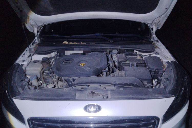 Used Kia K4 2015 1.8L Automatic GLS Special Engine Bay