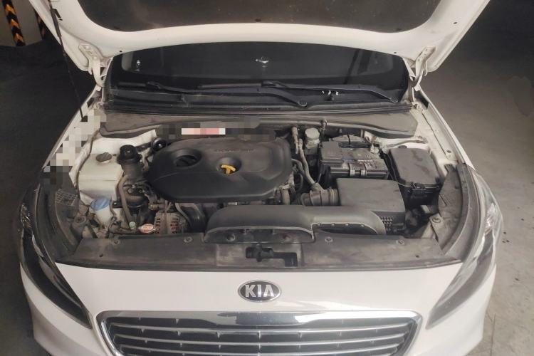 Used Kia K4 2015 1.8L Automatic GLS Special Engine Bay