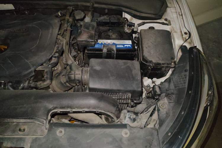 Used Kia K4 2015 1.8L Automatic GLS Special Engine Bay Left