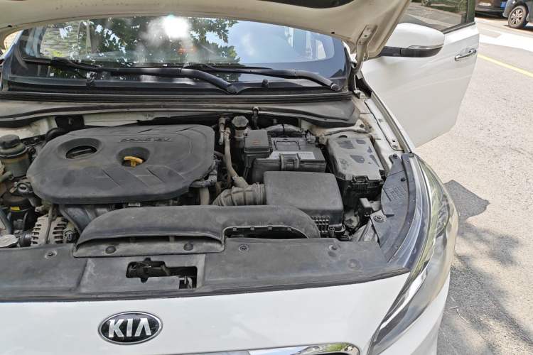 Used Kia K4 2015 1.8L Automatic DLX Special Engine Bay Left