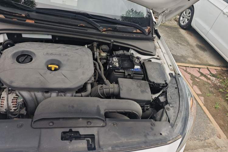 Used Kia K4 2015 1.8L Automatic DLX Special Engine Bay Left