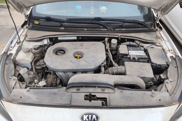 Used Kia K4 2015 1.8L Automatic GLS Special Engine Bay
