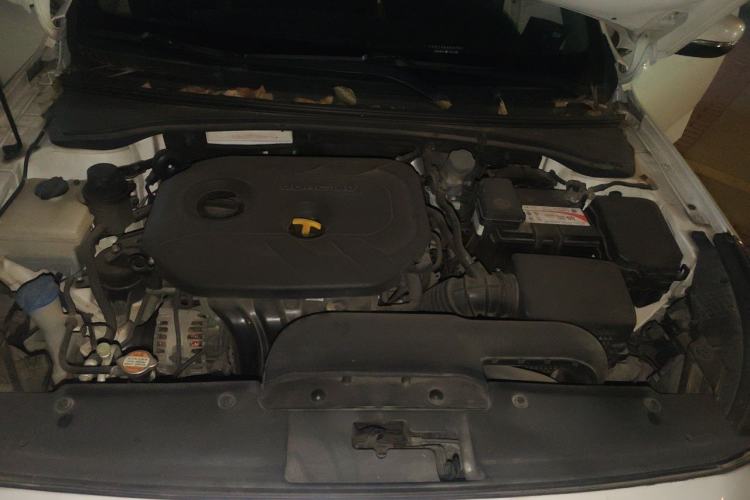 Used Kia K4 2015 1.8L Automatic DLX Special Engine Bay
