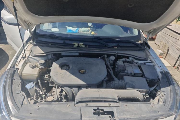 Used Kia K4 2015 1.8L Automatic GLS Special Engine Bay