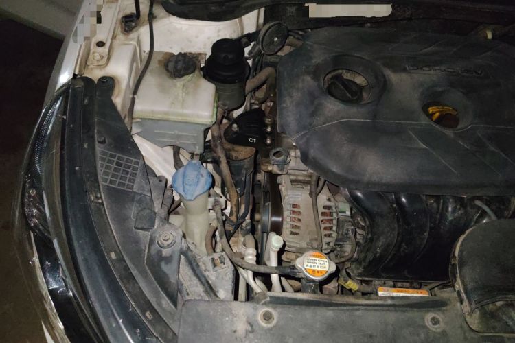 Used Kia K4 2015 1.8L Automatic GLS Special Engine Bay Right