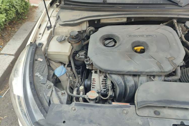 Used Kia K4 2015 1.8L Automatic DLX Special Engine Bay Right