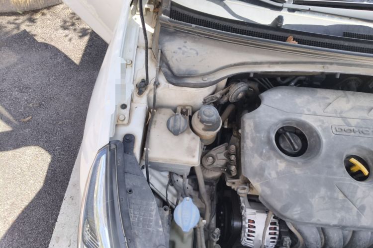 Used Kia K4 2015 1.8L Automatic GLS Special Engine Bay Right