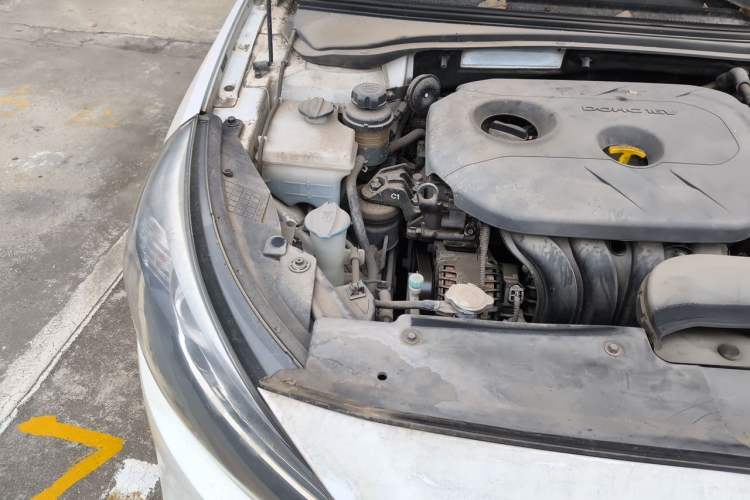 Used Kia K4 2015 1.8L Automatic GLS Special Engine Bay Right