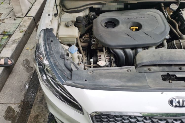 Used Kia K4 2015 1.8L Automatic GLS Special Engine Bay Right