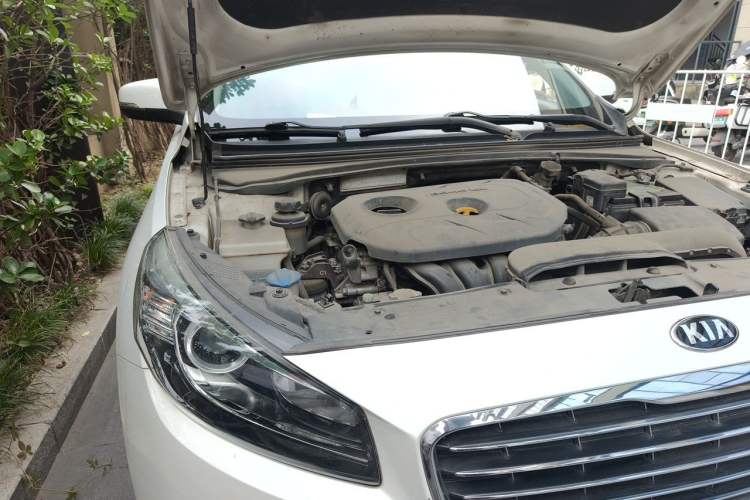 Used Kia K4 2015 1.8L Automatic GLS Special Engine Bay Right