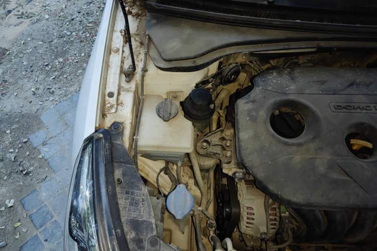 Used Kia K4 2015 1.8L Automatic DLX Special Engine Bay Right