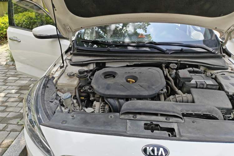 Used Kia K4 2015 1.8L Automatic DLX Special Engine Bay Right