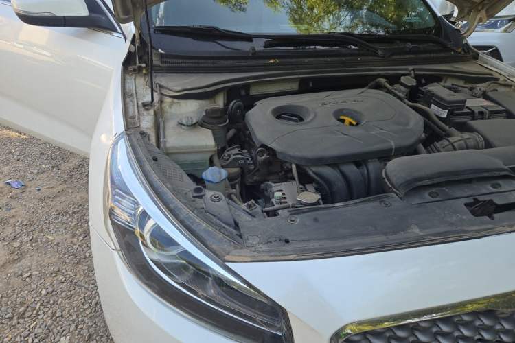 Used Kia K4 2015 1.6T Automatic T-GLS Special Engine Bay Right