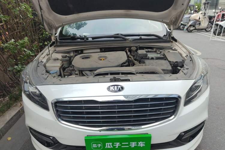 Used Kia K4 2015 1.8L Automatic GLS Special Engine Bay
