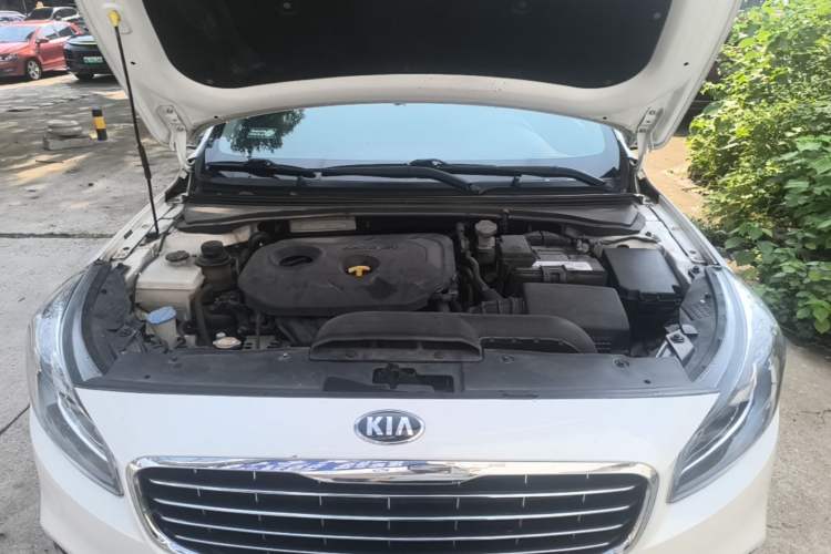 Used Kia K4 2015 1.8L Automatic GLS Special Engine Bay