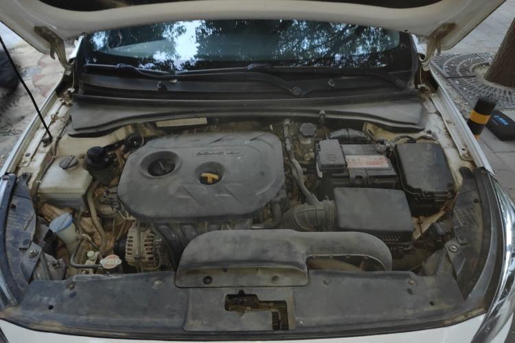 Used Kia K4 2015 1.8L Automatic DLX Special Engine Bay