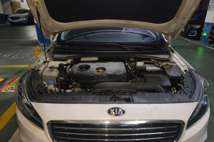 Used Kia K4 2015 1.8L Automatic GLS Special Engine Bay