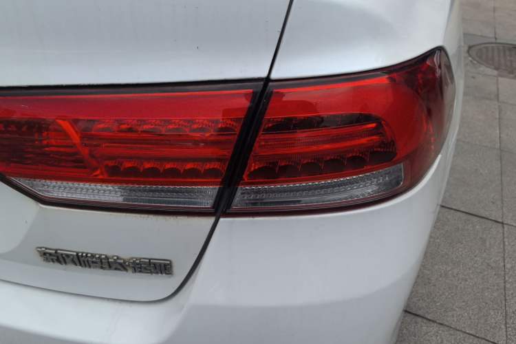 Used Kia K4 2015 1.8L Automatic DLX Special Exterior 3