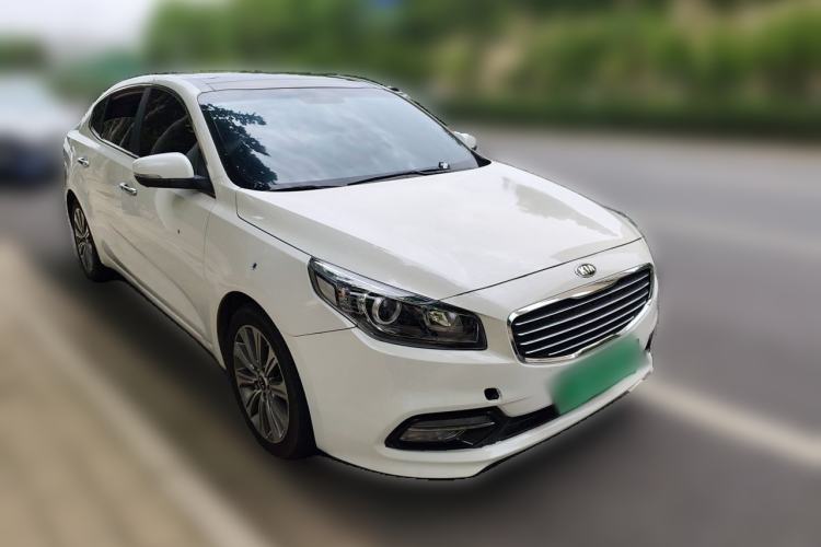 Used Kia K4 2015 1.8L Automatic GLS Special Front Right 45 Deg