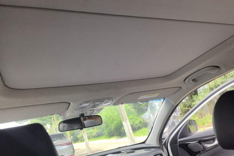 Used Kia K4 2015 1.8L Automatic DLX Special Headliner