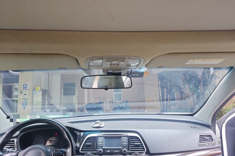 Used Kia K4 2015 1.8L Automatic DLX Special Headliner