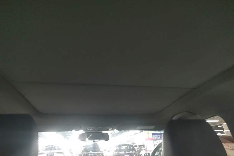 Used Kia K4 2015 1.8L Automatic DLX Special Headliner