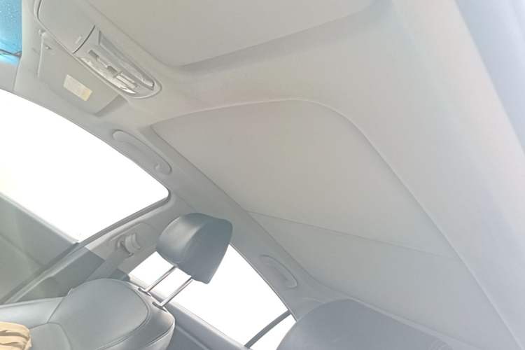 Used Kia K4 2015 1.8L Automatic GLS Special Headliner