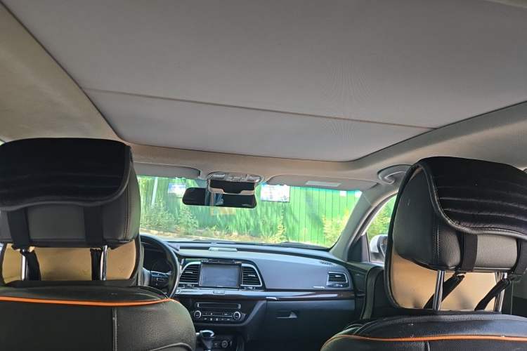 Used Kia K4 2015 1.6T Automatic T-GLS Special Headliner