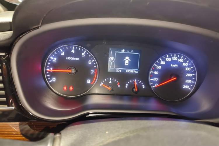 Used Kia K4 2015 1.8L Automatic GLS Special Instrument Cluster