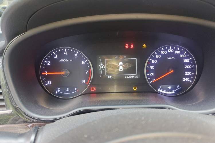 Used Kia K4 2015 1.8L Automatic DLX Special Instrument Cluster