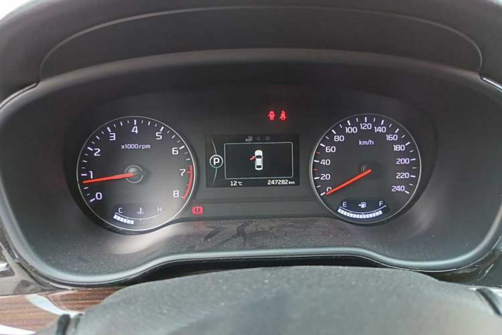 Used Kia K4 2015 1.8L Automatic DLX Special Instrument Cluster