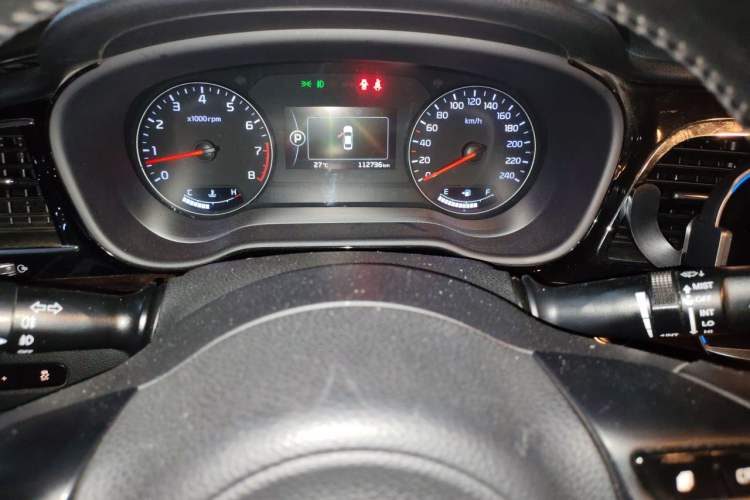 Used Kia K4 2015 1.8L Automatic DLX Special Instrument Cluster